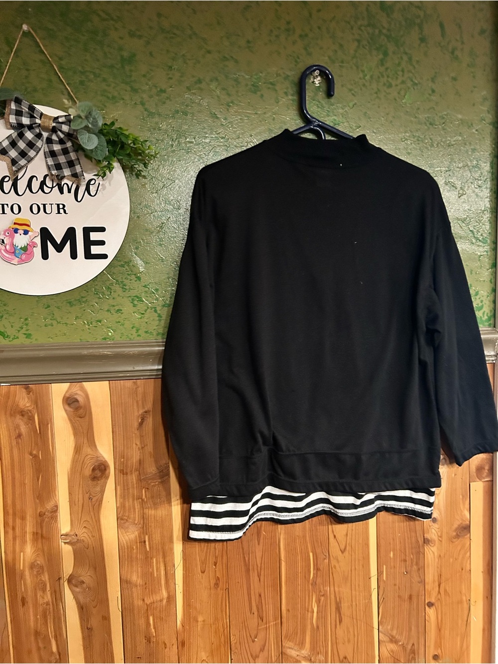 Women's Black Layered Pullover Top with Striped Hem - Picture 2 of 4